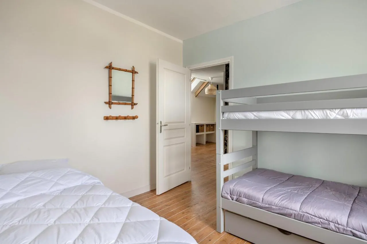 Holiday home Charmante Maison Proche De L'Ocean Pour 8 Personnes Sarzeau France